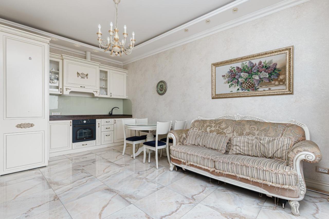 Greek Street Deluxe Apartment Odessa Exterior foto